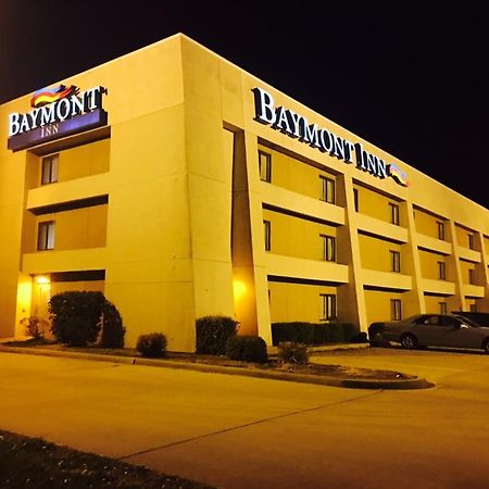 Baymont By Wyndham Paducah Hotel Екстериор снимка